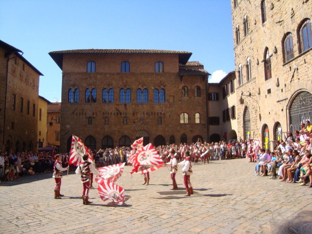 Astiludio em Volterra