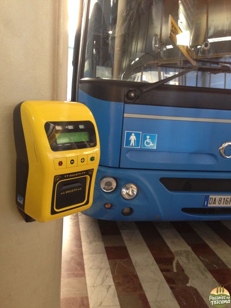 timbro na estação de ônibus