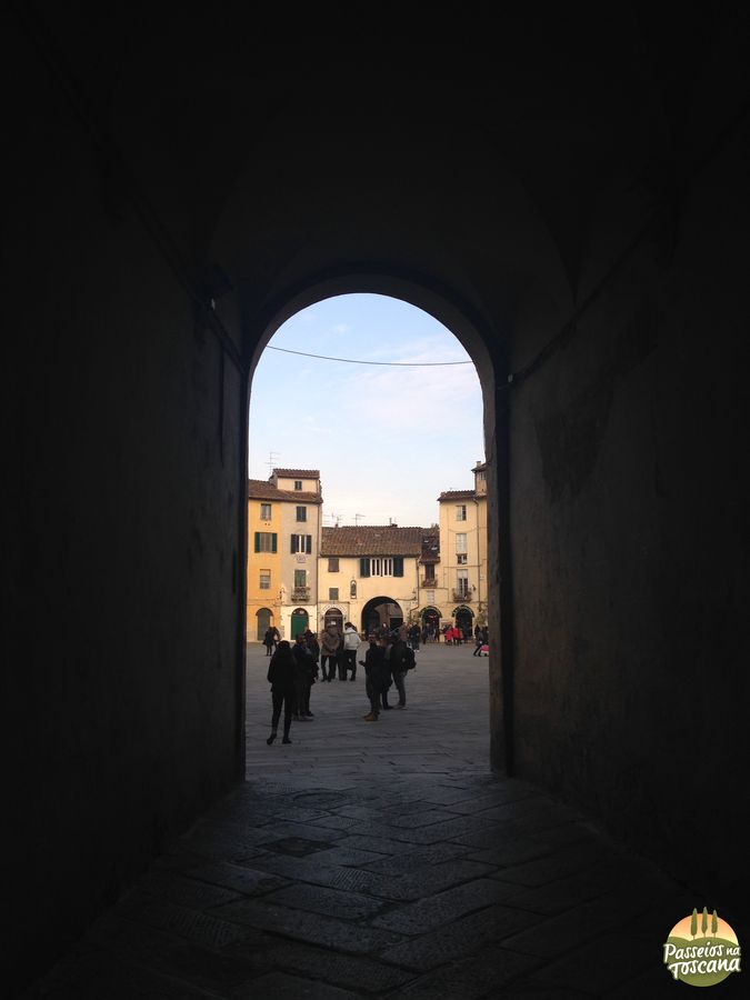 Lucca - anfiteatro_24