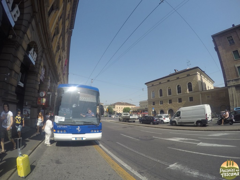 ônibus de Bolonha a Maranello
