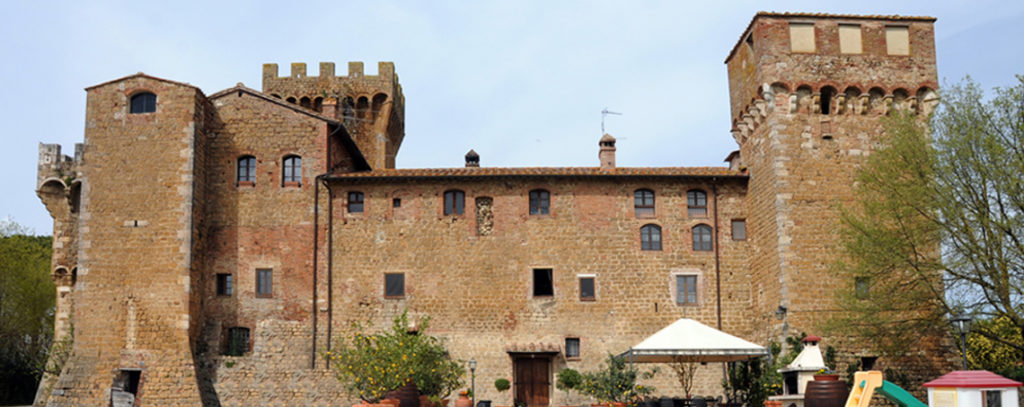 O Castello di Spedaletto, pequeno castelo cheio de história