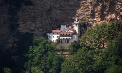 Tour pela Garfagnana – Barga, Bagno di Lucca e Castelnuovo Garfagnana Tour pela Garfagnana – Barga, Bagno di Lucca e Castelnuovo Garfagnana