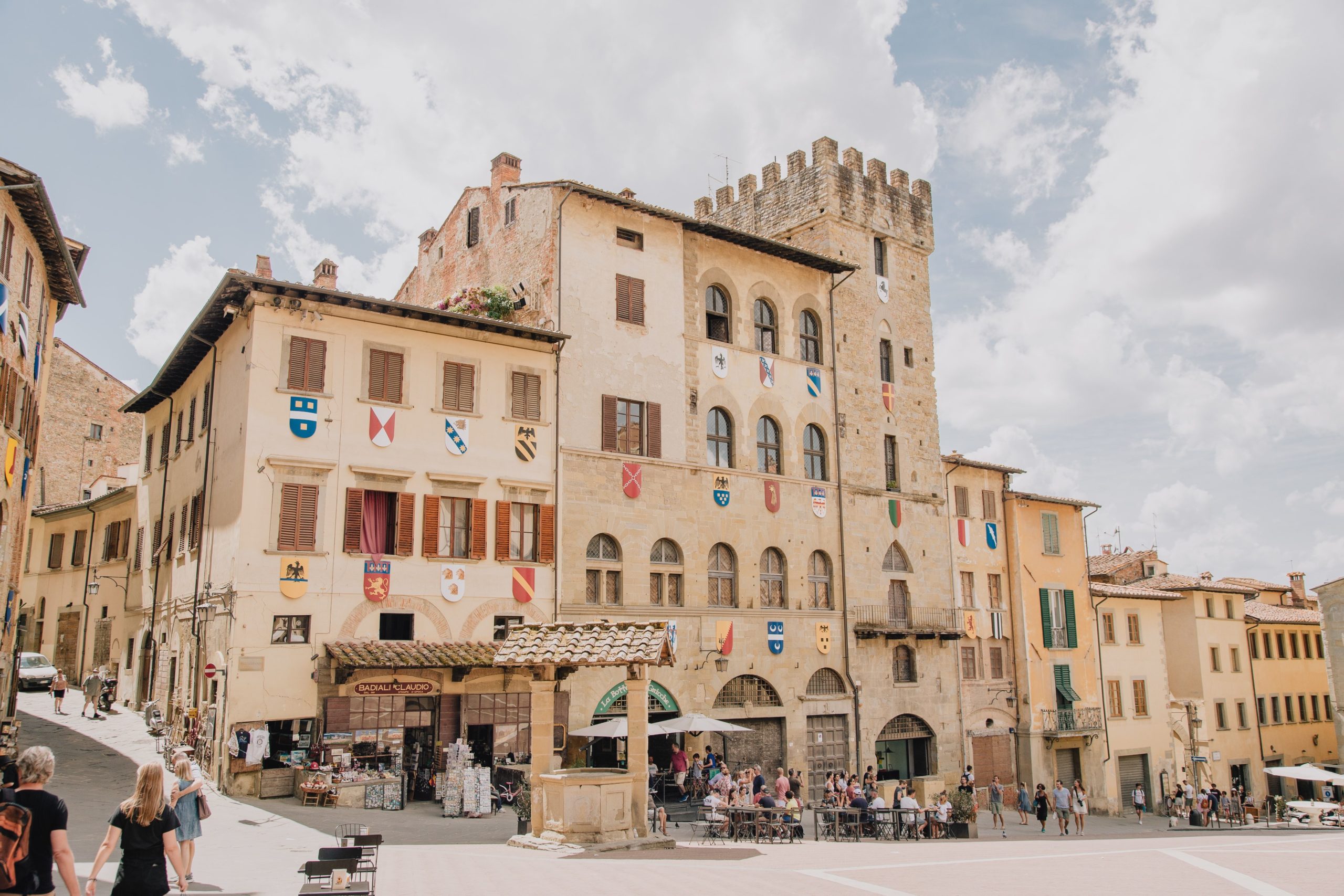 Tour em Arezzo com guia brasileira 3hs Passeios na Toscana